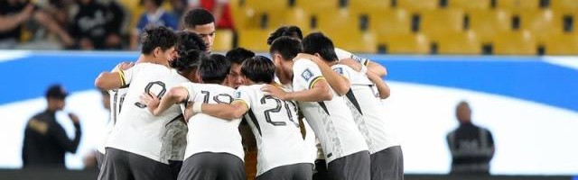 开云体育入口-【台前幕后】深夜开赛影响国足 意外导致塞鸟无机会