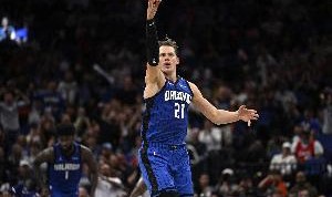 ️魔术今年休赛期操作盘点：7换1得到贝恩 白菜价签琼斯&amp;大瓦