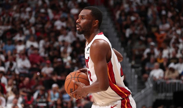 kaiyun-不卖了？队记：目前预期是维金斯将在热火开启下季 球队想看效果