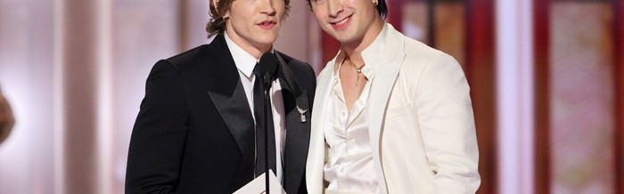 康纳·斯托里、哈德森·威廉姆斯亮相2026年金球奖|Williams|Connor Storrie|California_新浪娱乐_新浪新闻