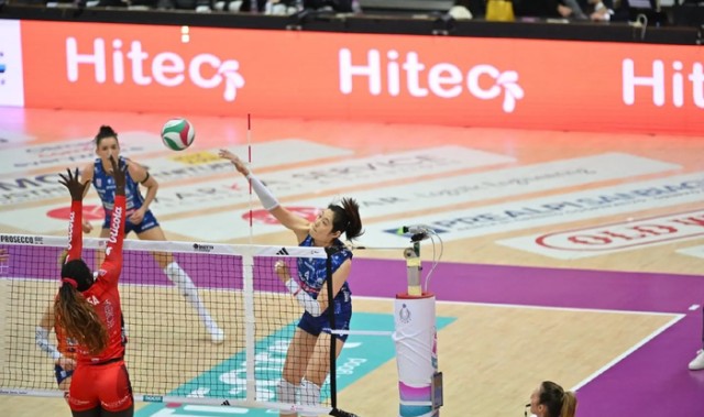 开云官网-加比受伤，朱婷状态火热再砍20分！庄宇珊状态一般，球队输球|科内|科内利亚诺|常规赛|伊莎贝拉.哈克|意大利女排_新浪体育_新浪新闻