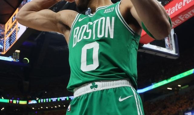 开云体育入口-交出历史唯一完美数据单 塔图姆仍是绿军基本盘