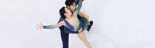 开云体育入口-花样滑冰双人滑：“葱桶组合”谢幕战获第五